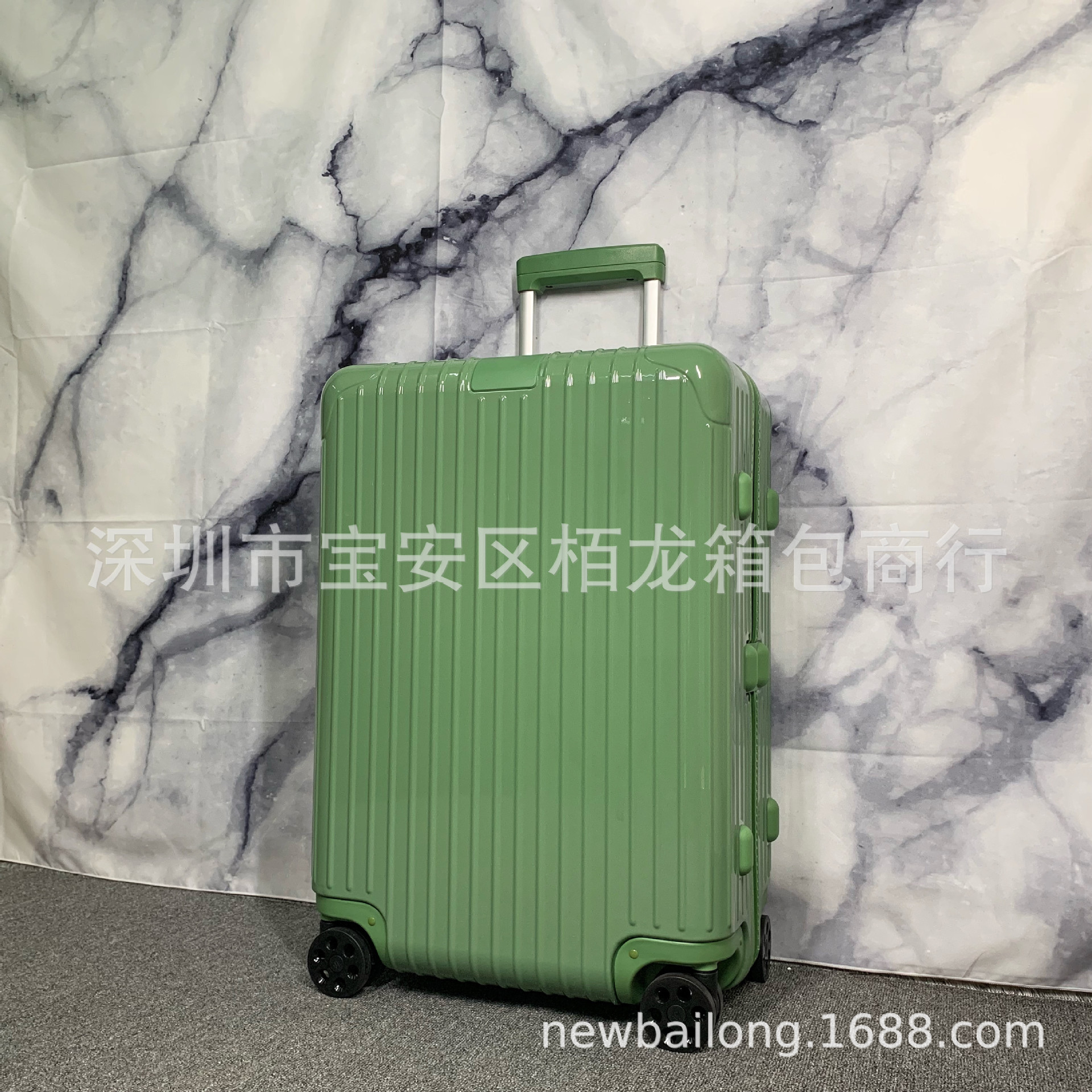 R家新内饰Essential旅行箱拉杆箱行李箱超轻PC拉链密码万向轮高版 9