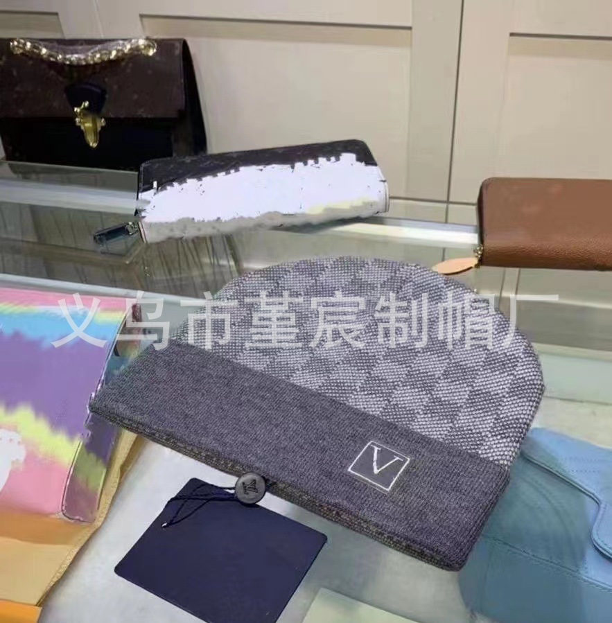 跨境外贸秋冬款L家卷边毛线帽女网红百搭冷帽保暖满印花针织帽男 25