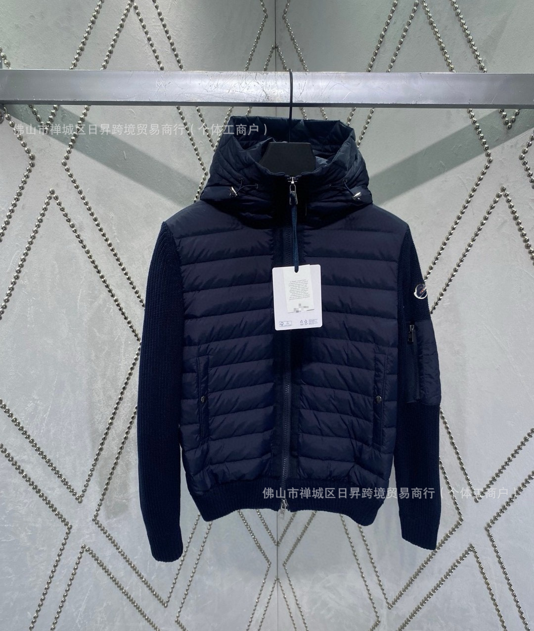 藏蓝连帽/白logo