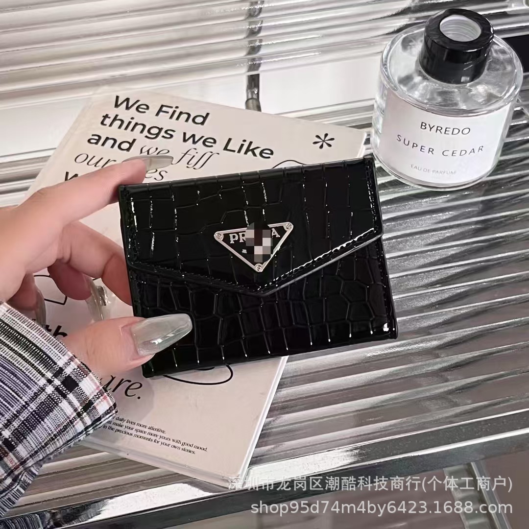 鳄鱼纹普拉银标