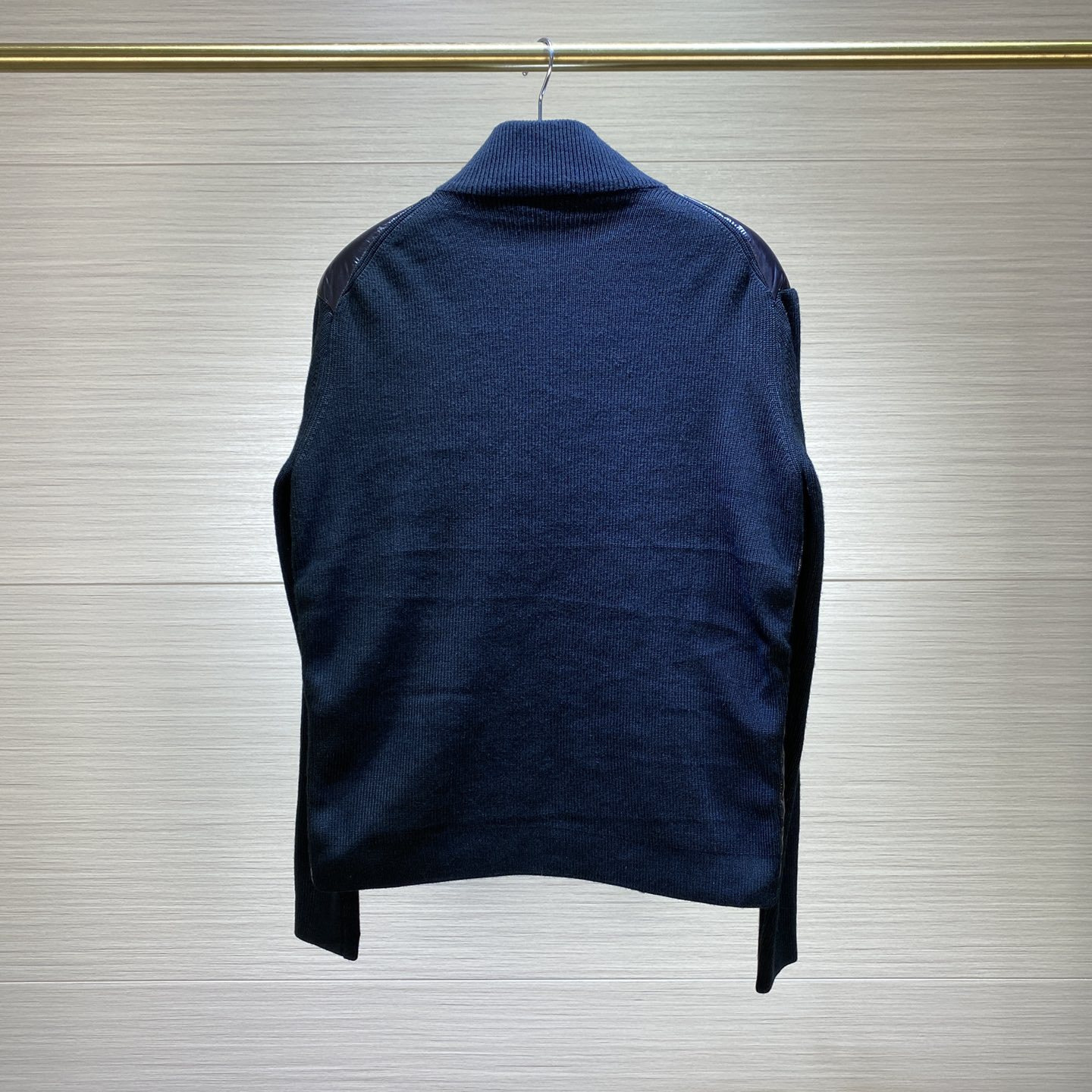 欧洲站秋冬新款彩色条纹拉链立领夹克羽绒服男士通勤针织拼接外套 3