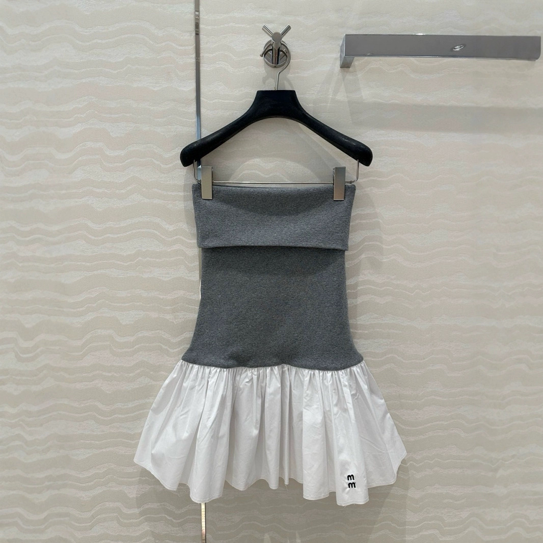 南油M系25夏季徽标字母刺绣百搭叠穿拼接假两件抹胸蓬蓬连衣裙女