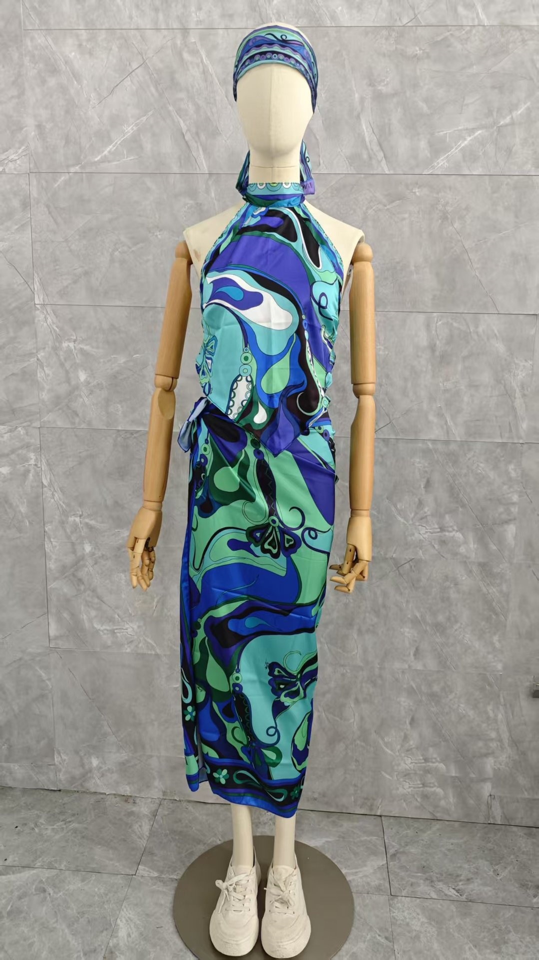 PH2528肚兜.绿色.{方巾+头巾}