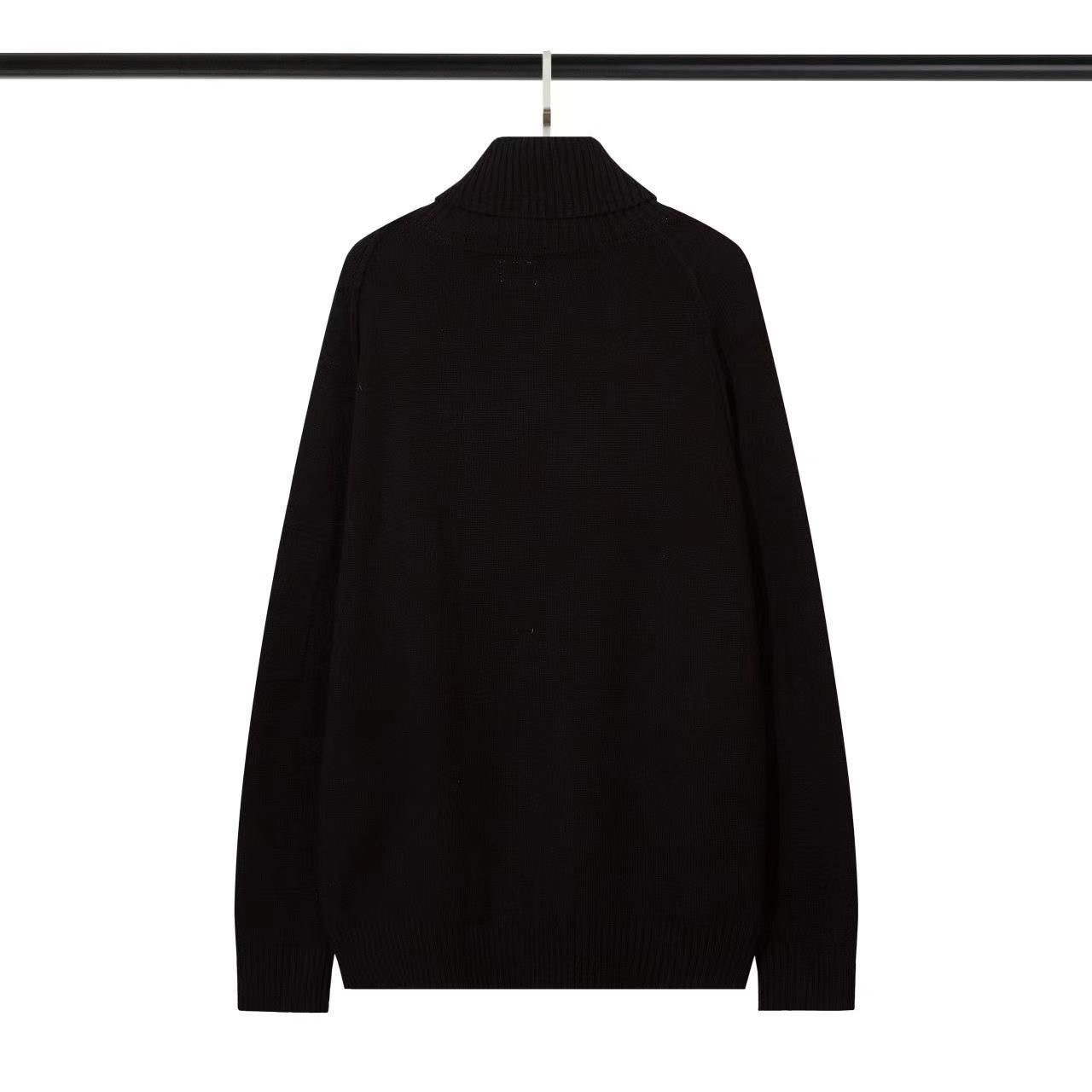 黑色高领针织羊毛衫