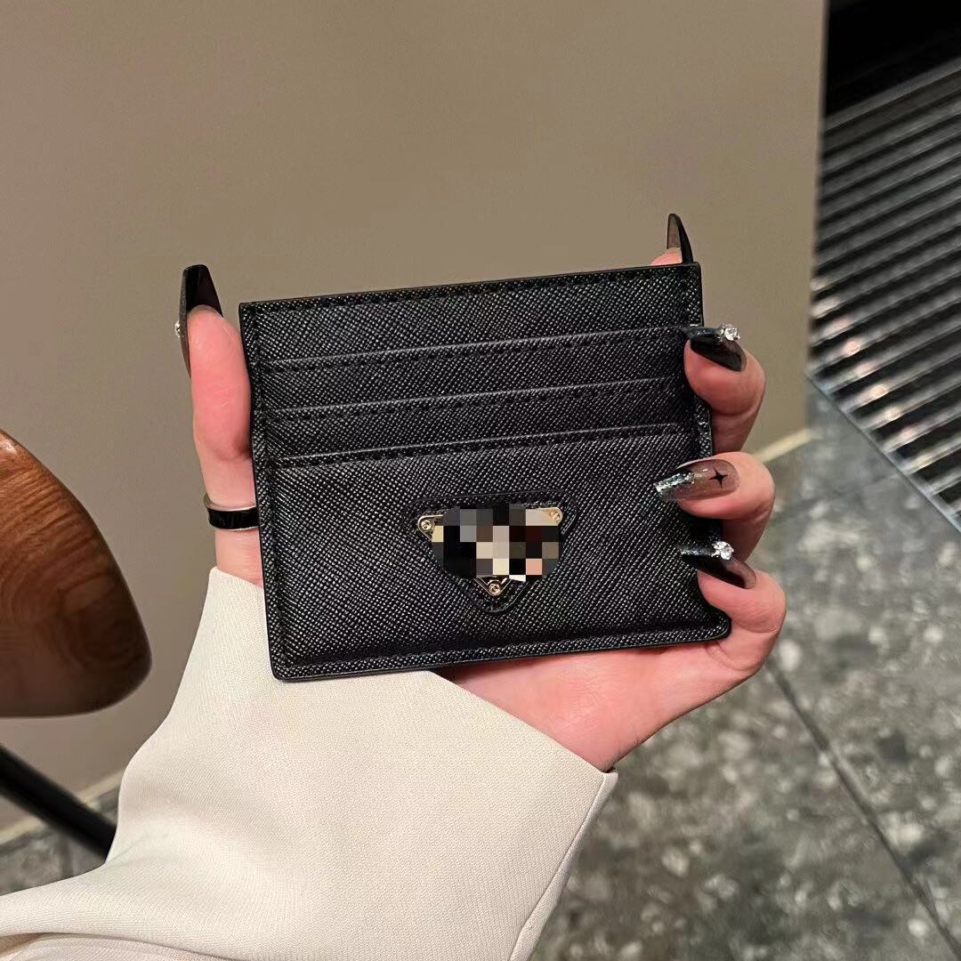 普拉内烫金黑高质量