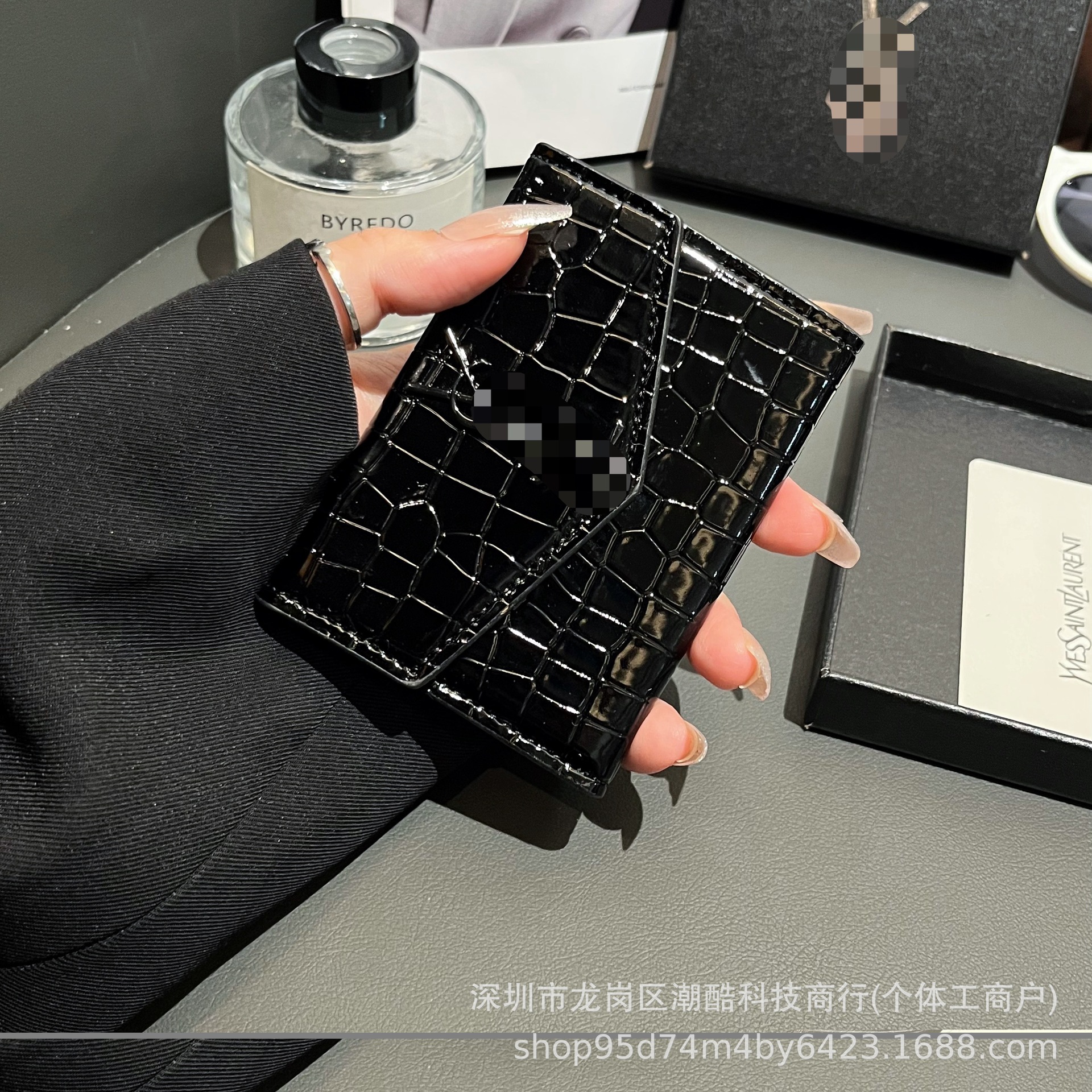 鳄鱼风琴包黑标YS