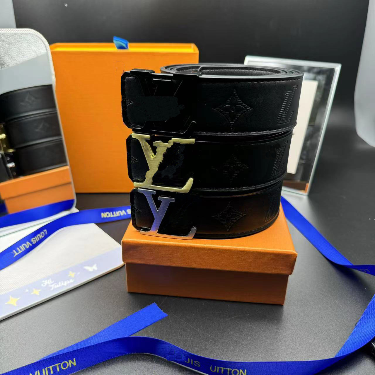 新款L男士皮带平滑扣V字母腰带青年格子纹裤腰带潮流休闲商务皮带