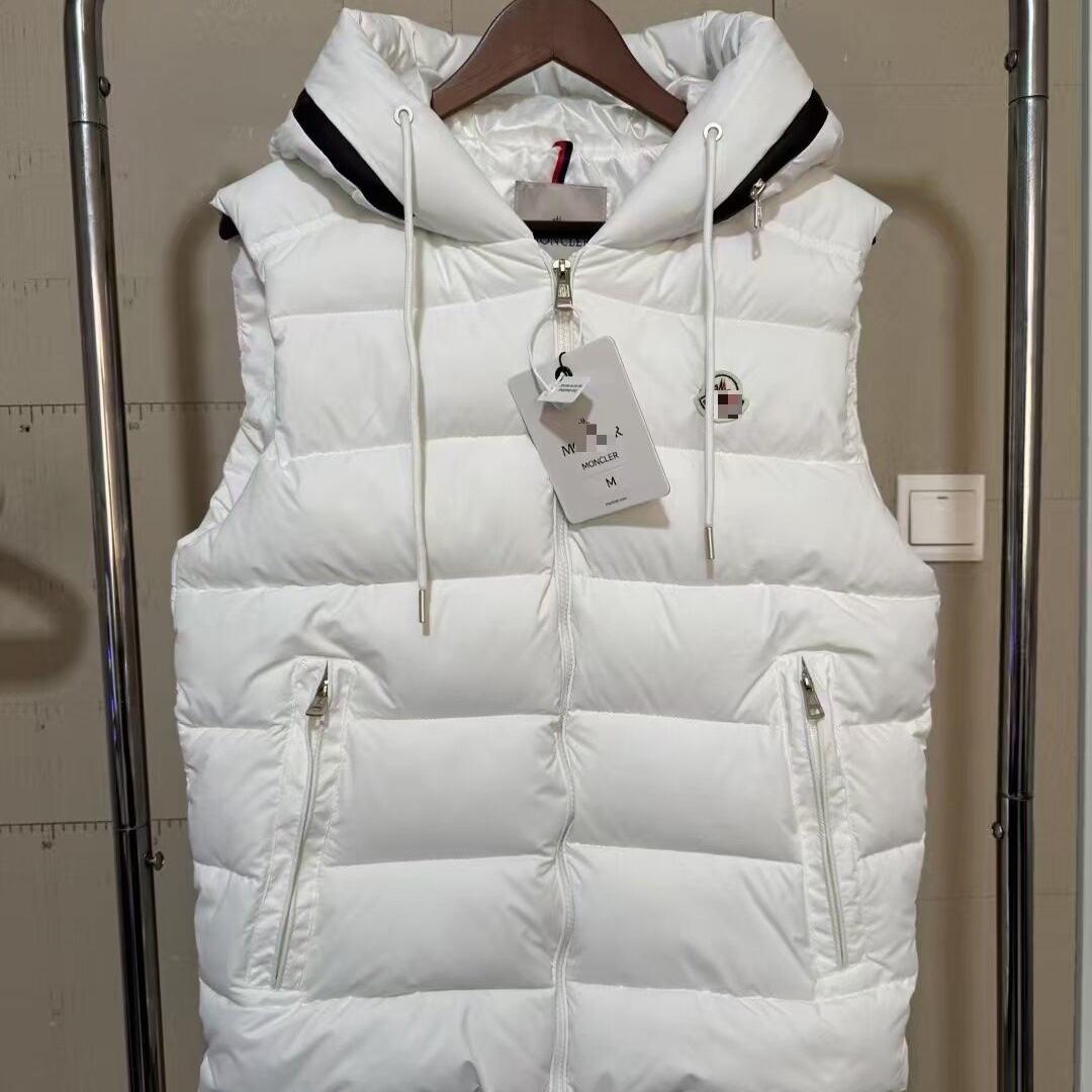 高品质高版蒙家男女新款马甲服连帽外穿休闲秋冬款棉服保暖背心坎 4