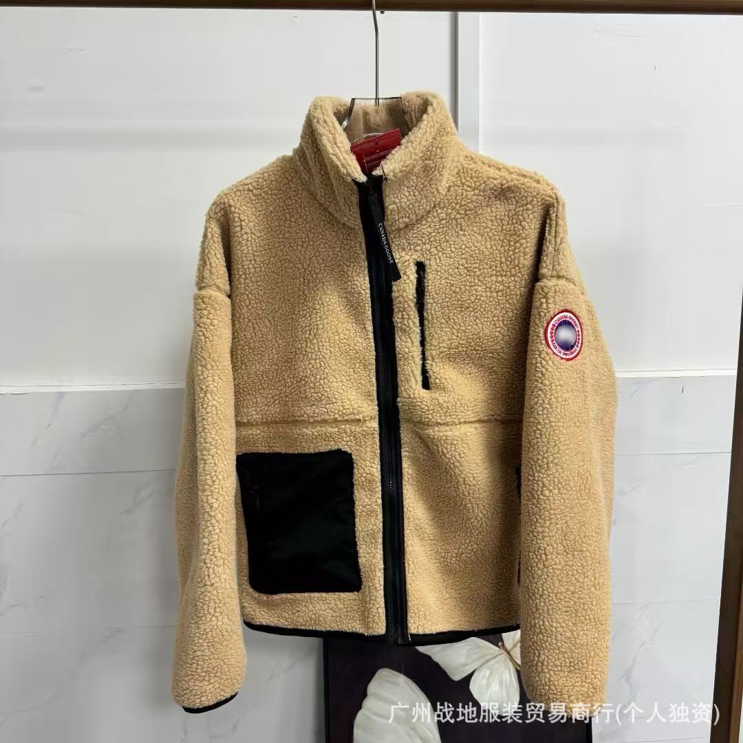 女款羊羔绒卡其色