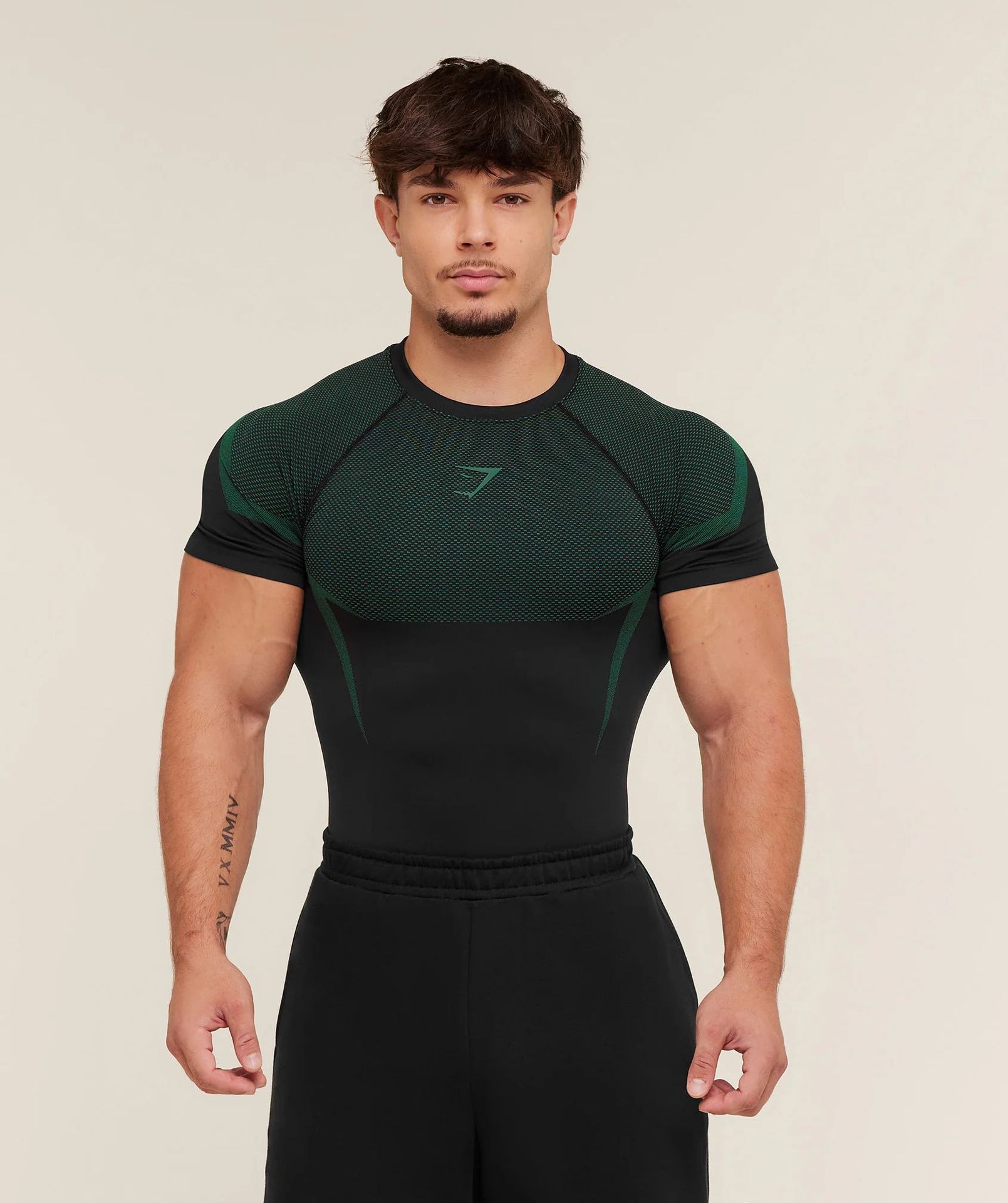 GYMSHARK新款跑步运动健身上衣休闲透气紧身短袖休闲跑步T恤鲨鱼 9