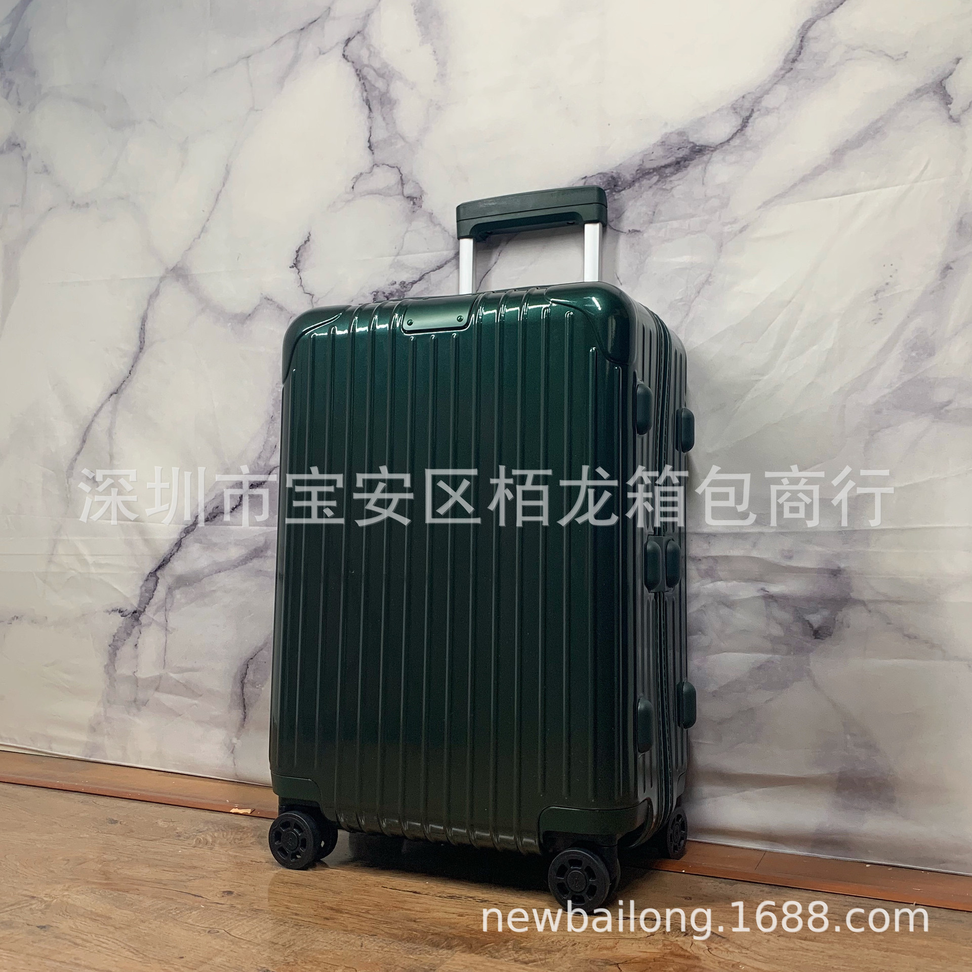 R家新内饰Essential旅行箱拉杆箱行李箱超轻PC拉链密码万向轮高版 11