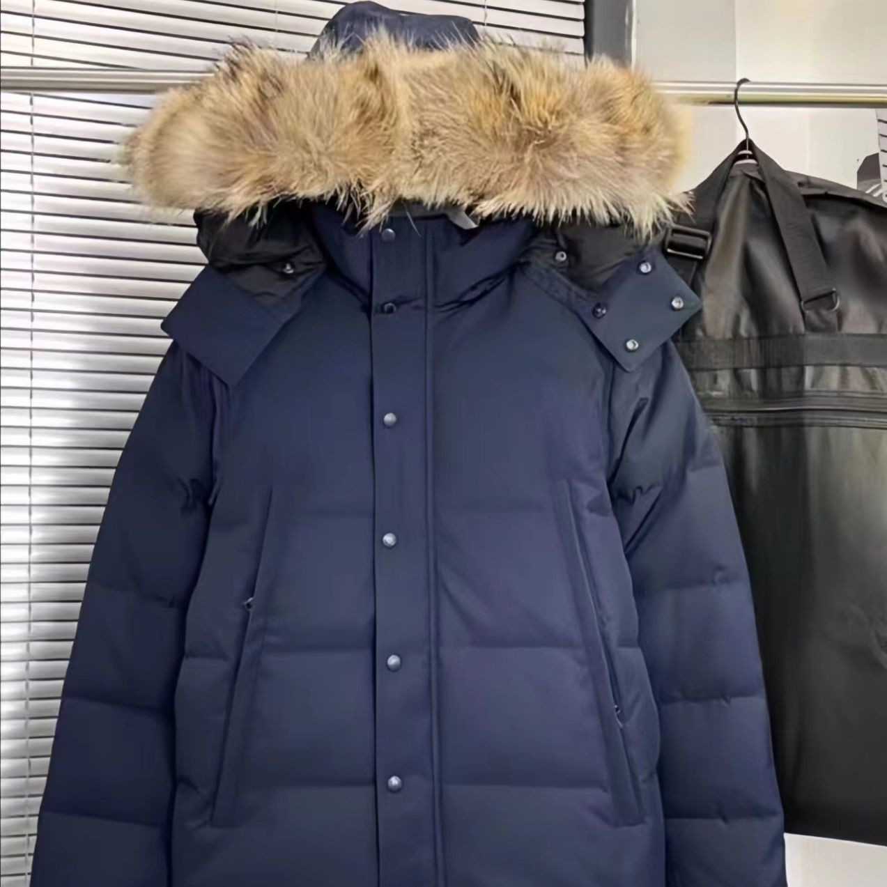 外贸大鹅羽绒服29款加拿大Wyndhaw男派克服带狼毛领户外休闲百搭 4