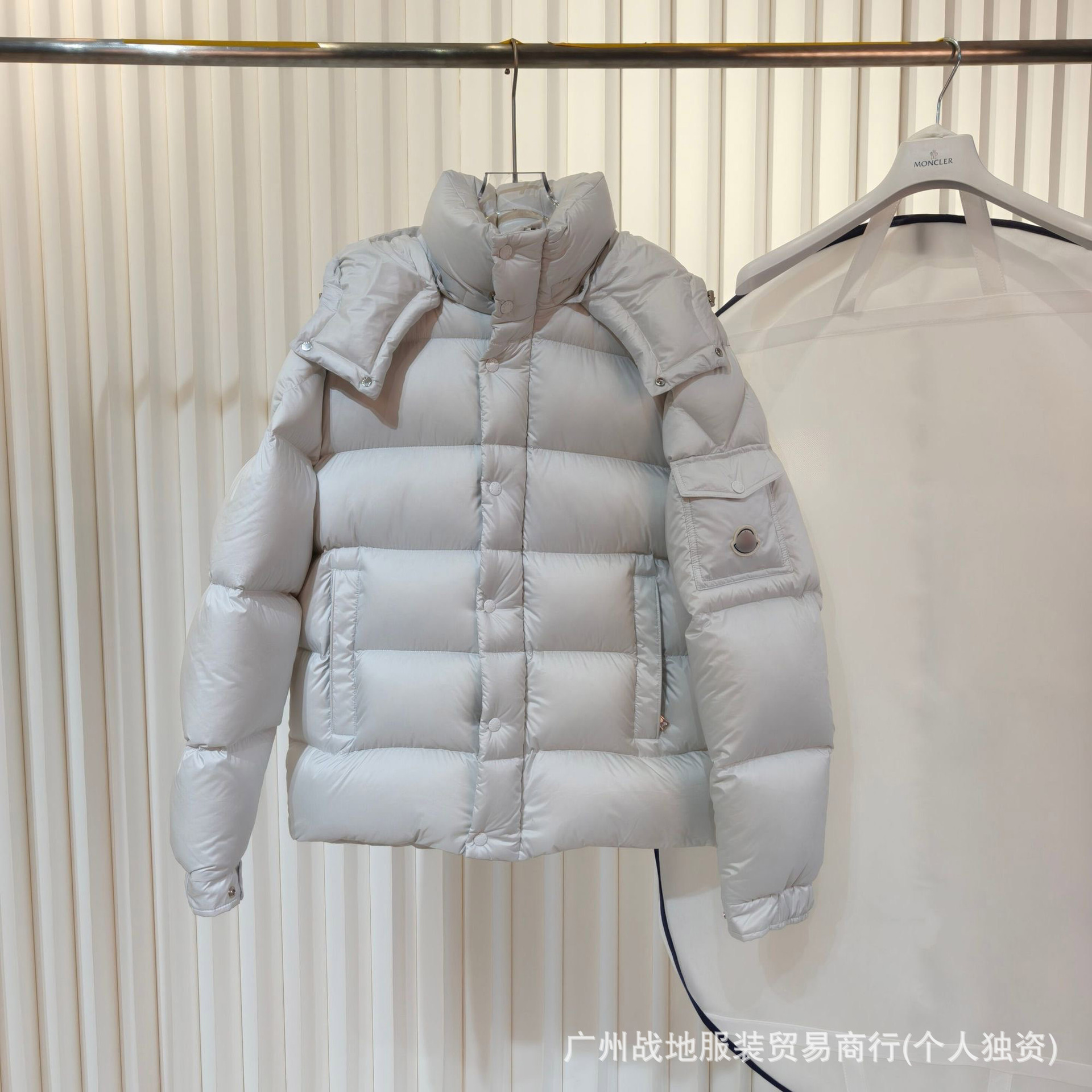 跨境高版本外贸M玛雅黑色经典羽绒服白鸭绒舒适保暖防寒连帽外套 37